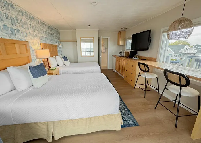 Kebek 3 Oceanside Motel