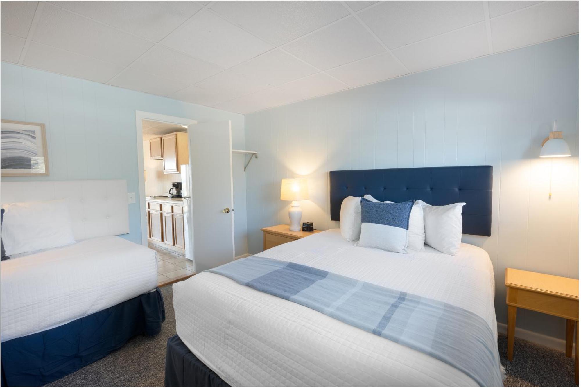 Kebek 3 Oceanside Hotel